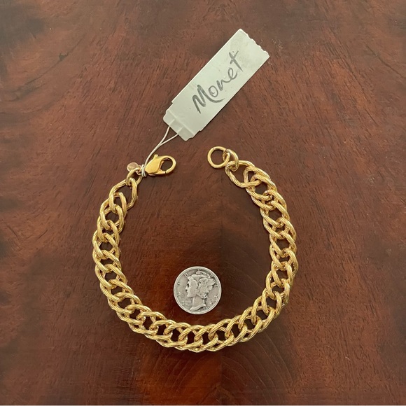 NOS Vintage Monet Gold Tone Textured Curb Chain Link Bracelet; 7.5” - Picture 2 of 7
